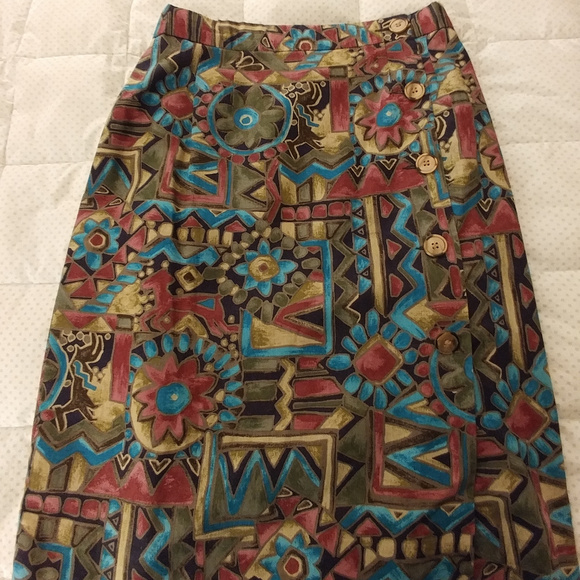 Dresses & Skirts - Colorful lined wrap skirt